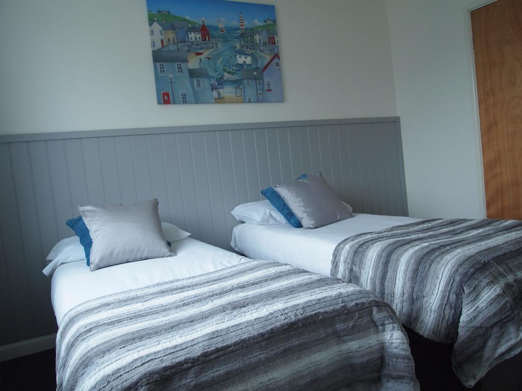 Ocean Surf Lodge Newquay นิวคีย์ ภายนอก รูปภาพ