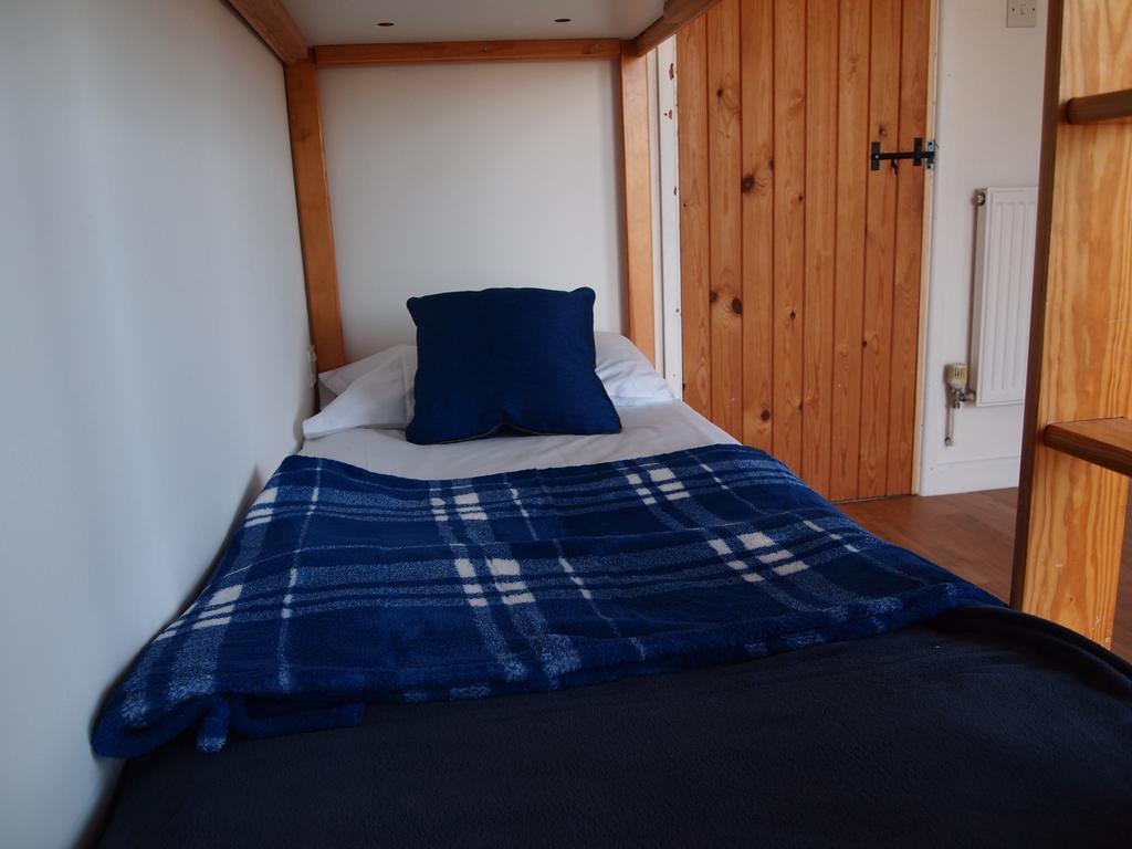 Ocean Surf Lodge Newquay นิวคีย์ ภายนอก รูปภาพ